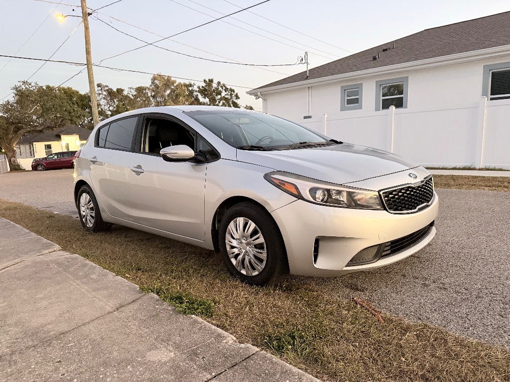 2018 Kia Forte5 LX