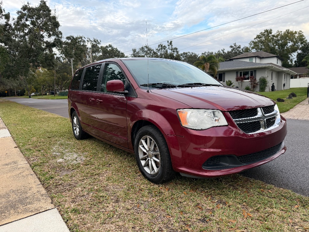 2016 Dodge Grand Caravan SE Plus's photo