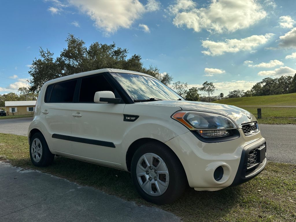 2013 Kia Soul Base
